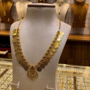 Gold jewelry sets Ajman