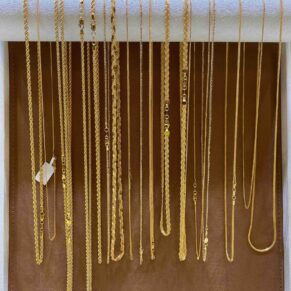 Gold chains online in Ajman